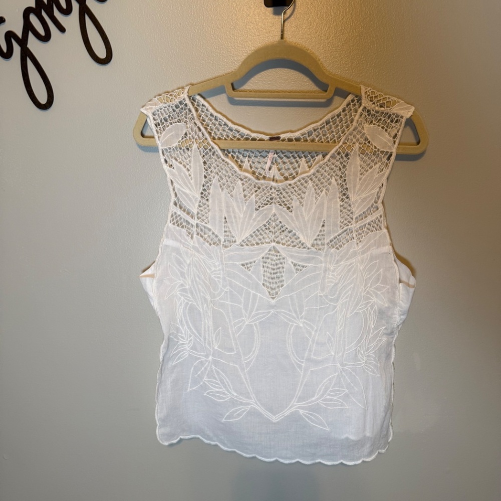 Free People Lace Embroidery Tank with Open sides sz S - Picture 7 of 7